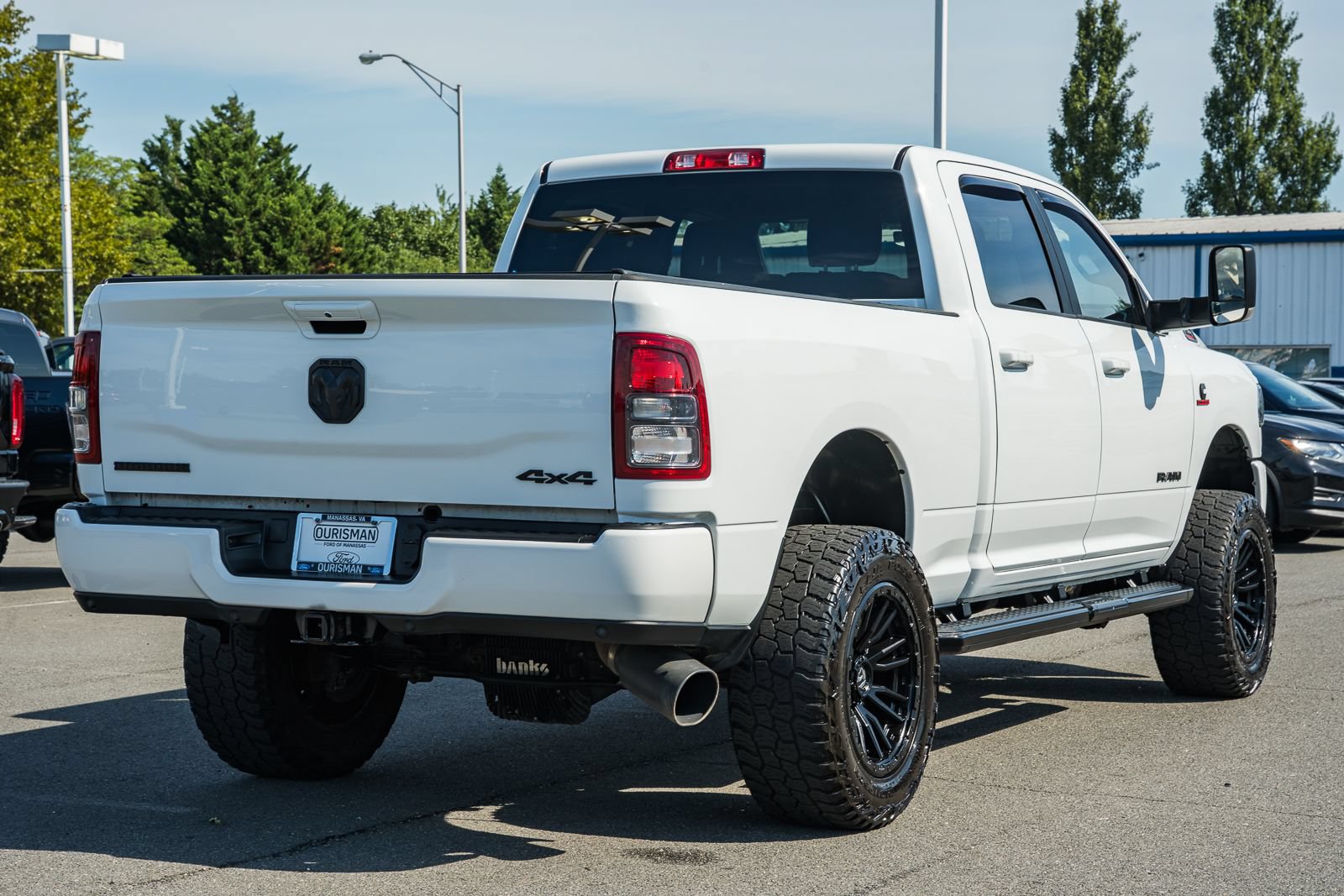 Used 2022 RAM 2500 Big Horn w/ Night Edition AWD/4WD image 6