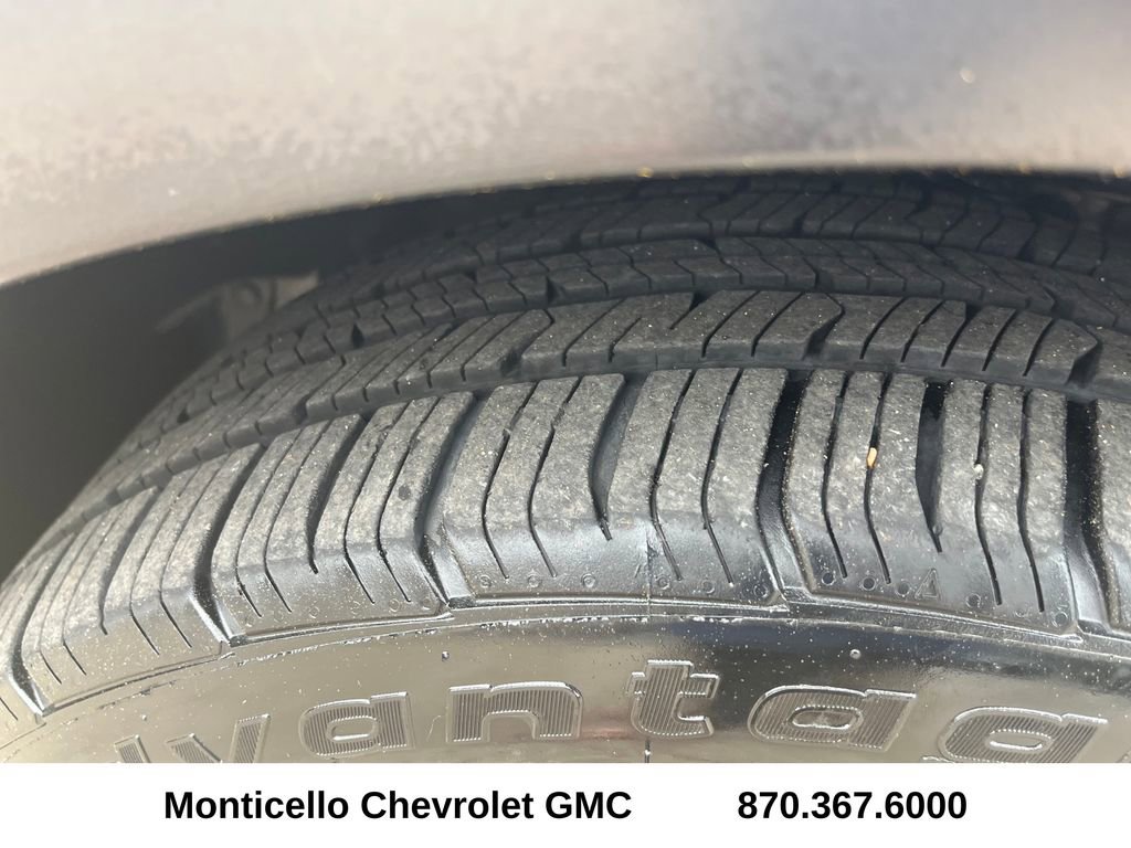 Used 2018 Buick Encore Sport Touring w/ Safety Package FWD image 28