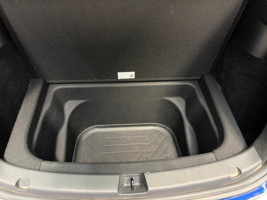 Used 2022 Tesla Model Y Long Range AWD/4WD image 36