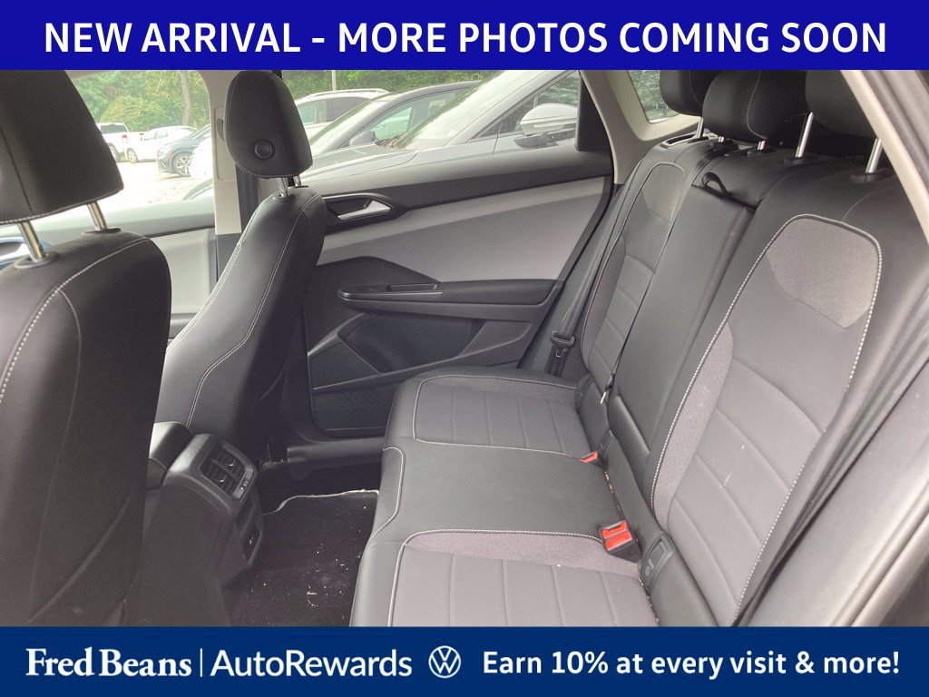 Used 2023 Volkswagen Taos SE w/ Black Wheel Package AWD/4WD image 9