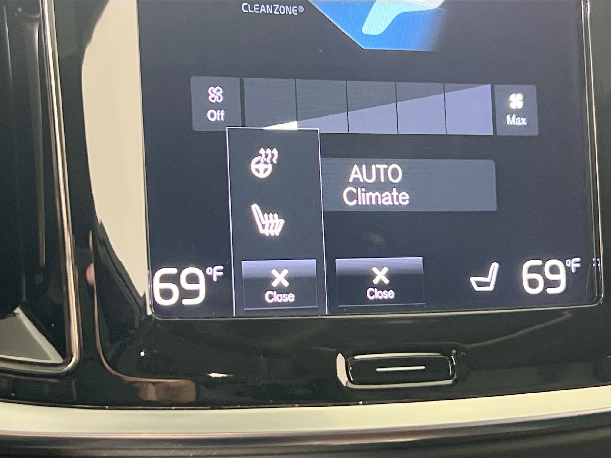 Used 2022 Volvo S60 B5 Momentum w/ Premium Package image 19