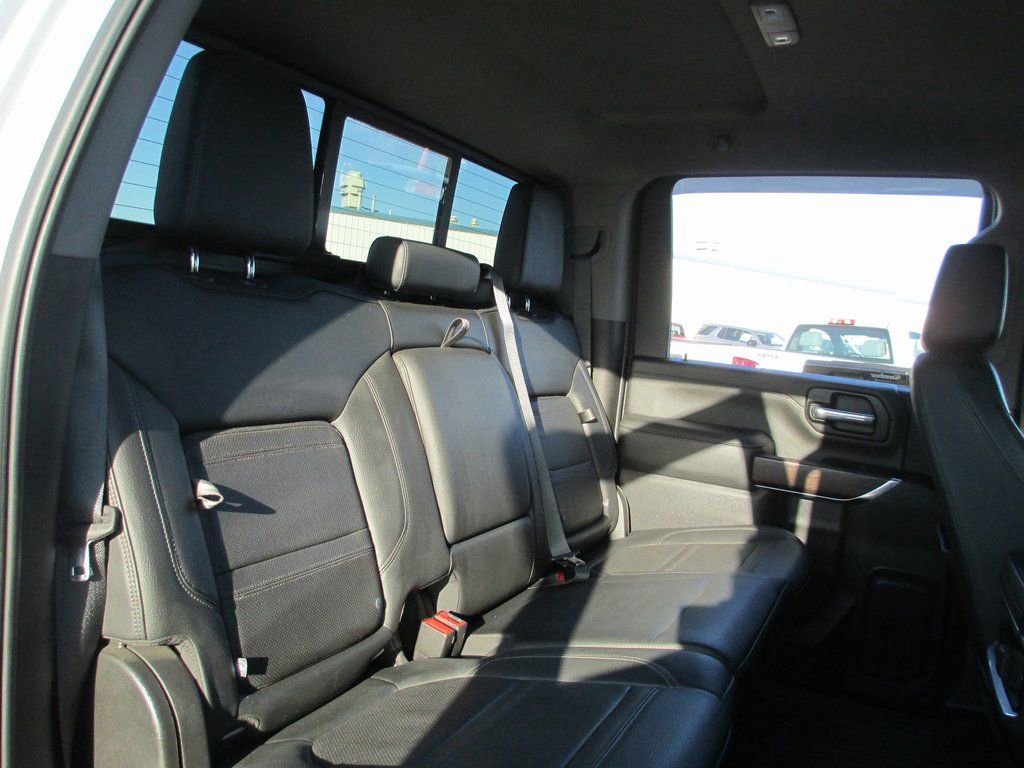 Used 2022 GMC Sierra 3500 Denali image 23