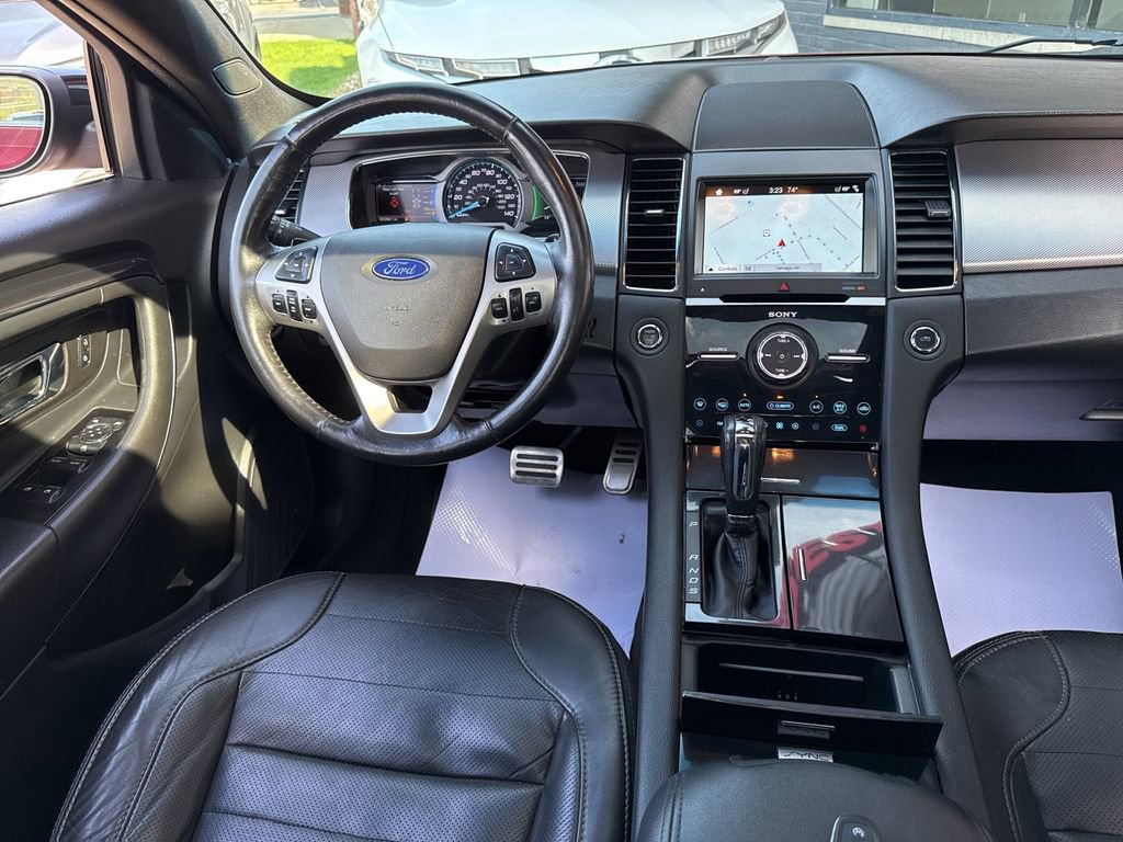 Used 2018 Ford Taurus SHO w/ Driver Assist Package AWD/4WD image 12