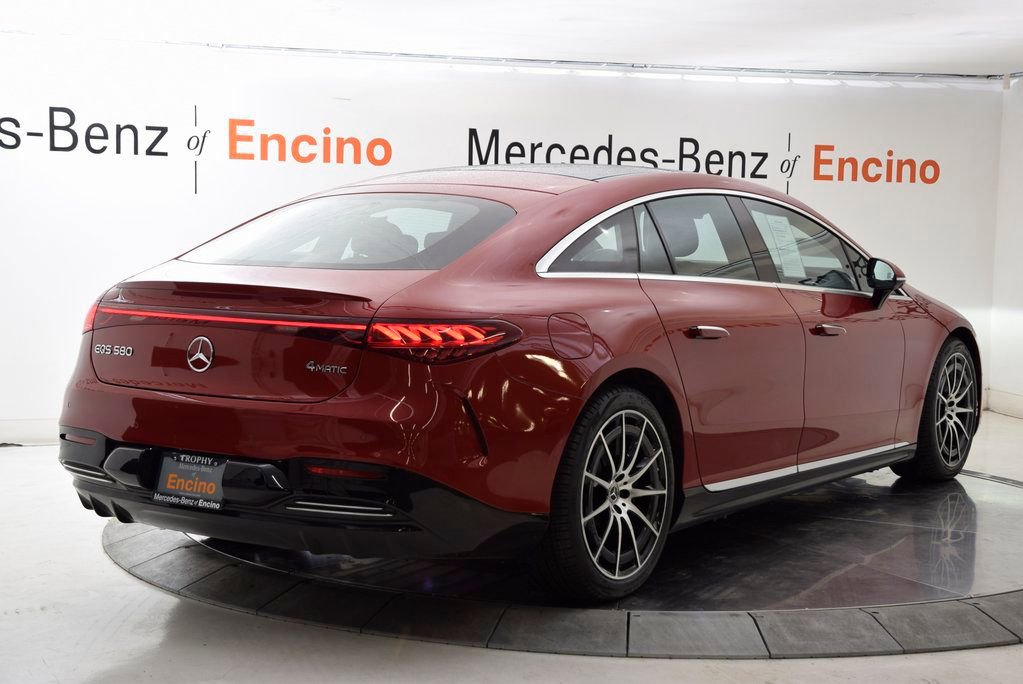 Used 2023 Mercedes-Benz EQS 580 4MATIC Sedan image 5