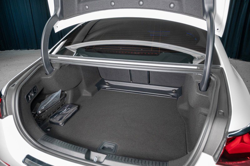 New 2026 Mercedes-Benz E 350 E 350 Sedan image 6