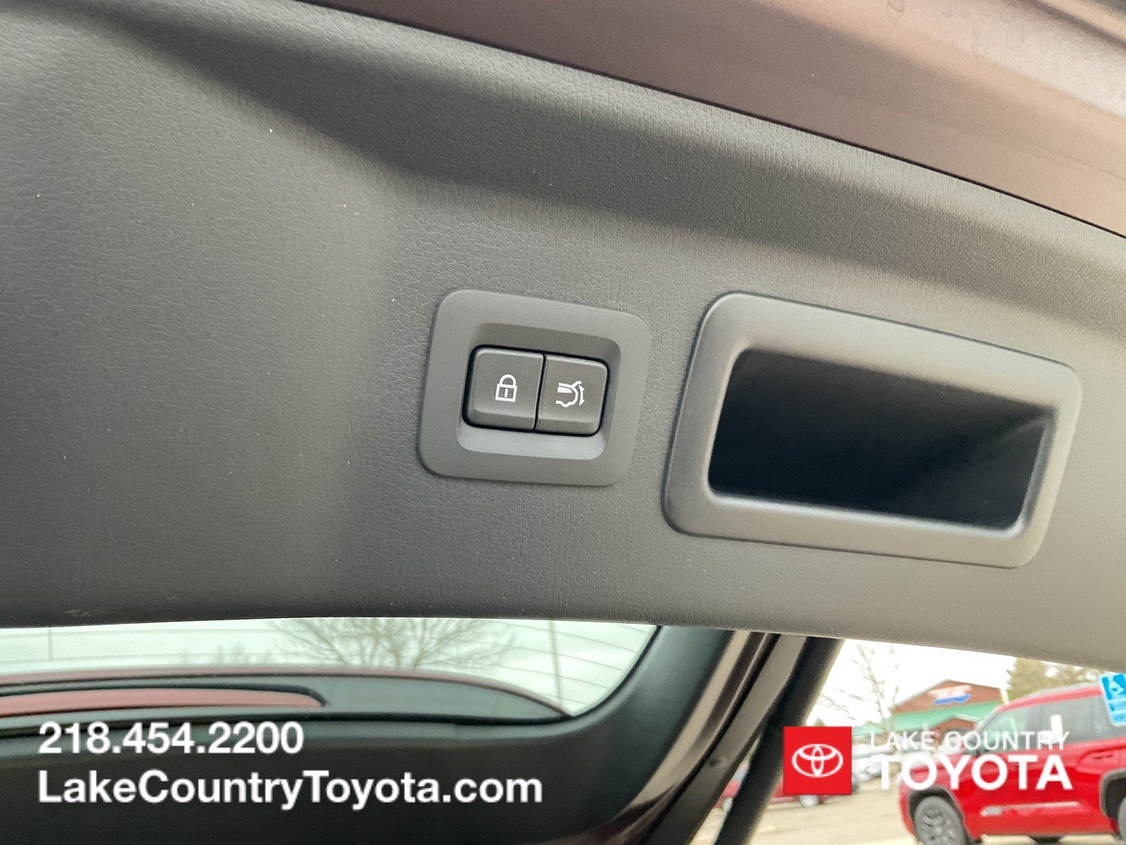 Used 2024 MAZDA CX-90 Plug-In Hybrid w/ Premium Plus AWD/4WD image 15