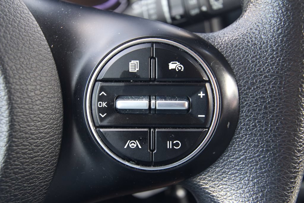 Used 2023 Kia Soul LX FWD image 19