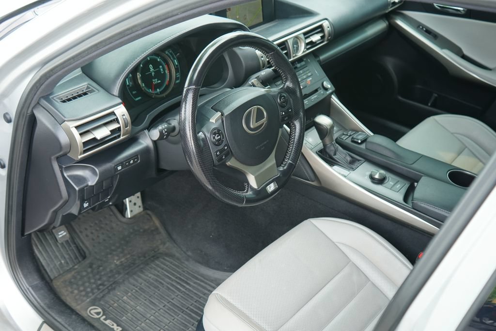 Used 2016 Lexus IS 300 AWD w/ F Sport Package image 12