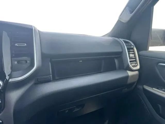 Used 2021 RAM 1500 Big Horn AWD/4WD image 27