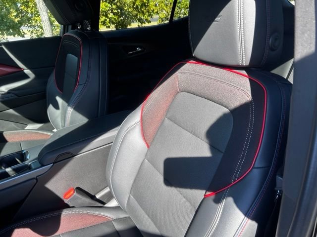 Used 2024 Chevrolet Equinox EV RS FWD image 12