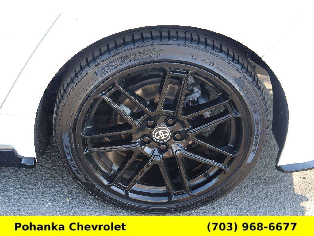 Used 2021 Toyota Corolla SE w/ Carpet Mat Package (TMS) image 28