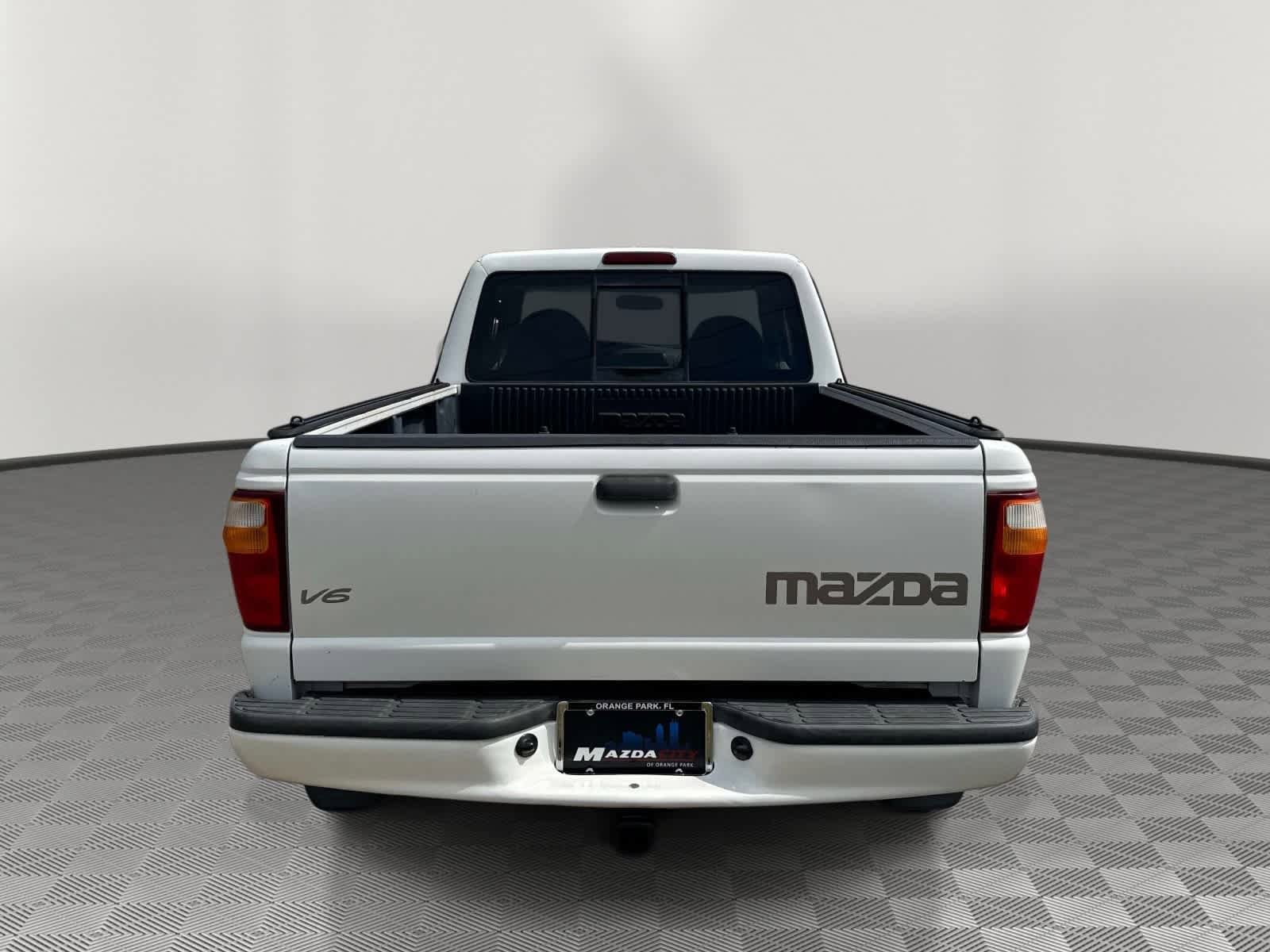Used 2002 MAZDA B-Series Pickup 2WD Cab Plus B3000 image 4