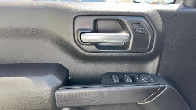 Used 2026 GMC Sierra 1500 Pro w/ Graphite Edition AWD/4WD image 14
