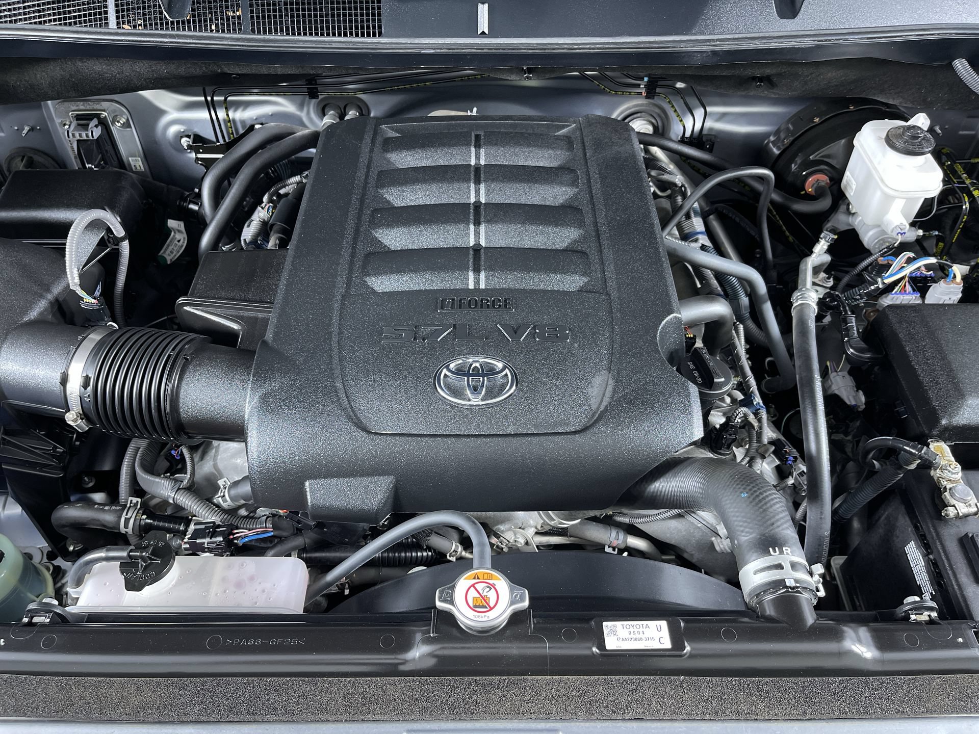 Used 2019 Toyota Tundra SR5 w/ TRD Off Road Package AWD/4WD image 28