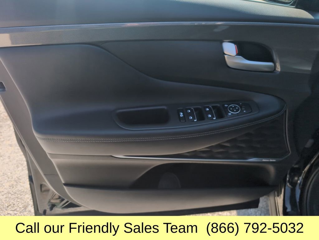 Used 2023 Hyundai Santa Fe SEL Premium image 12