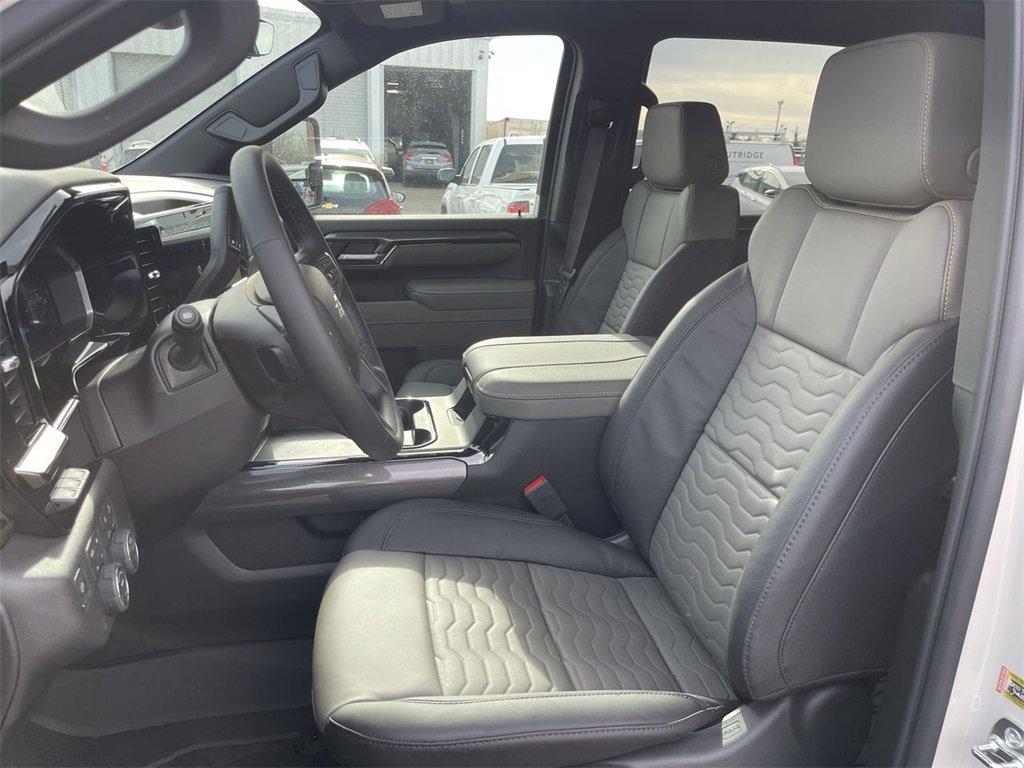 New 2026 Chevrolet Silverado 2500 ZR2 w/ LPO, Dark Essentials Package image 11