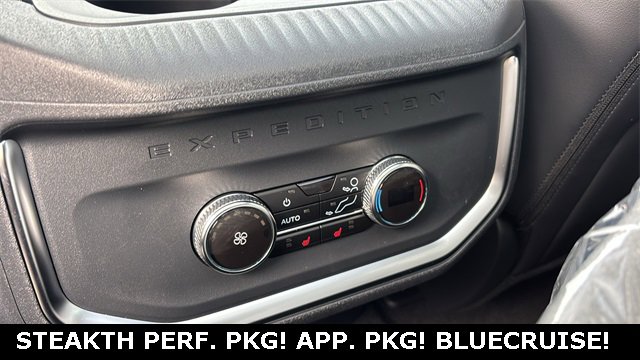 New 2025 Ford Expedition Max Platinum w/ Stealth Performance Package image 7