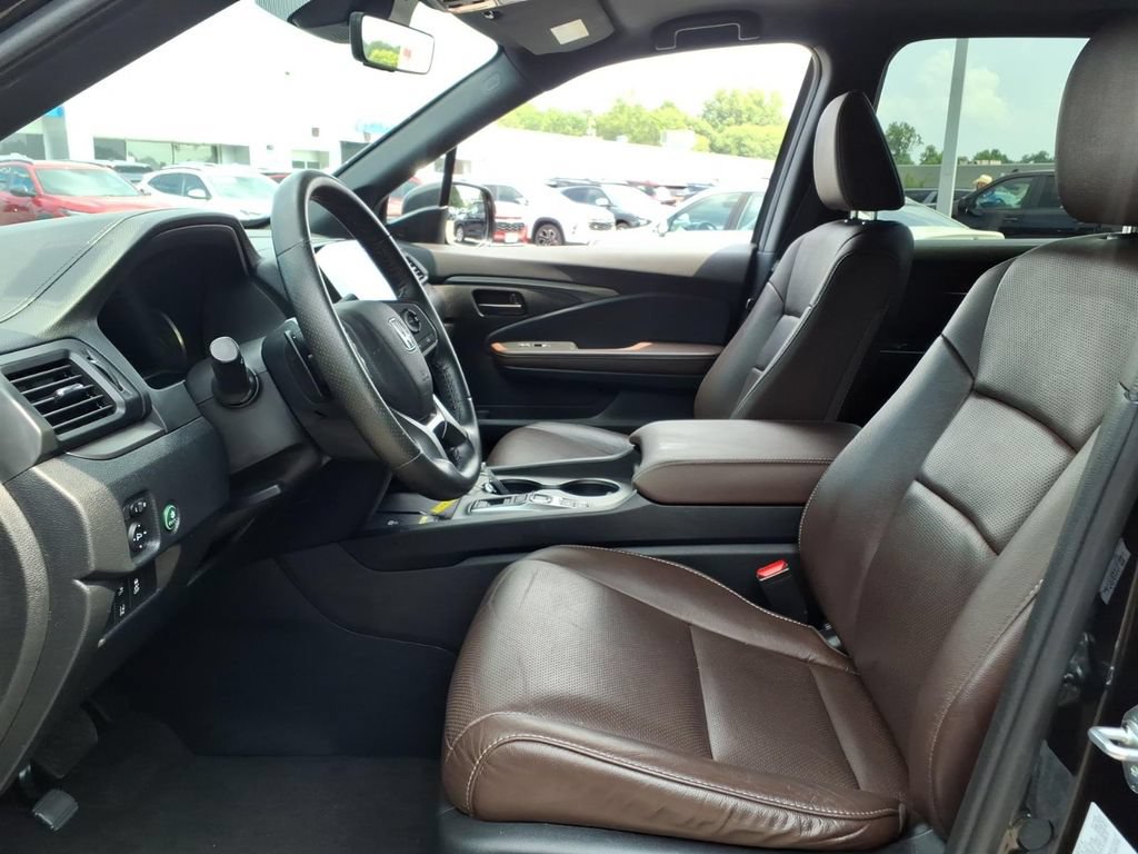 Used 2024 Honda Passport EX-L image 12