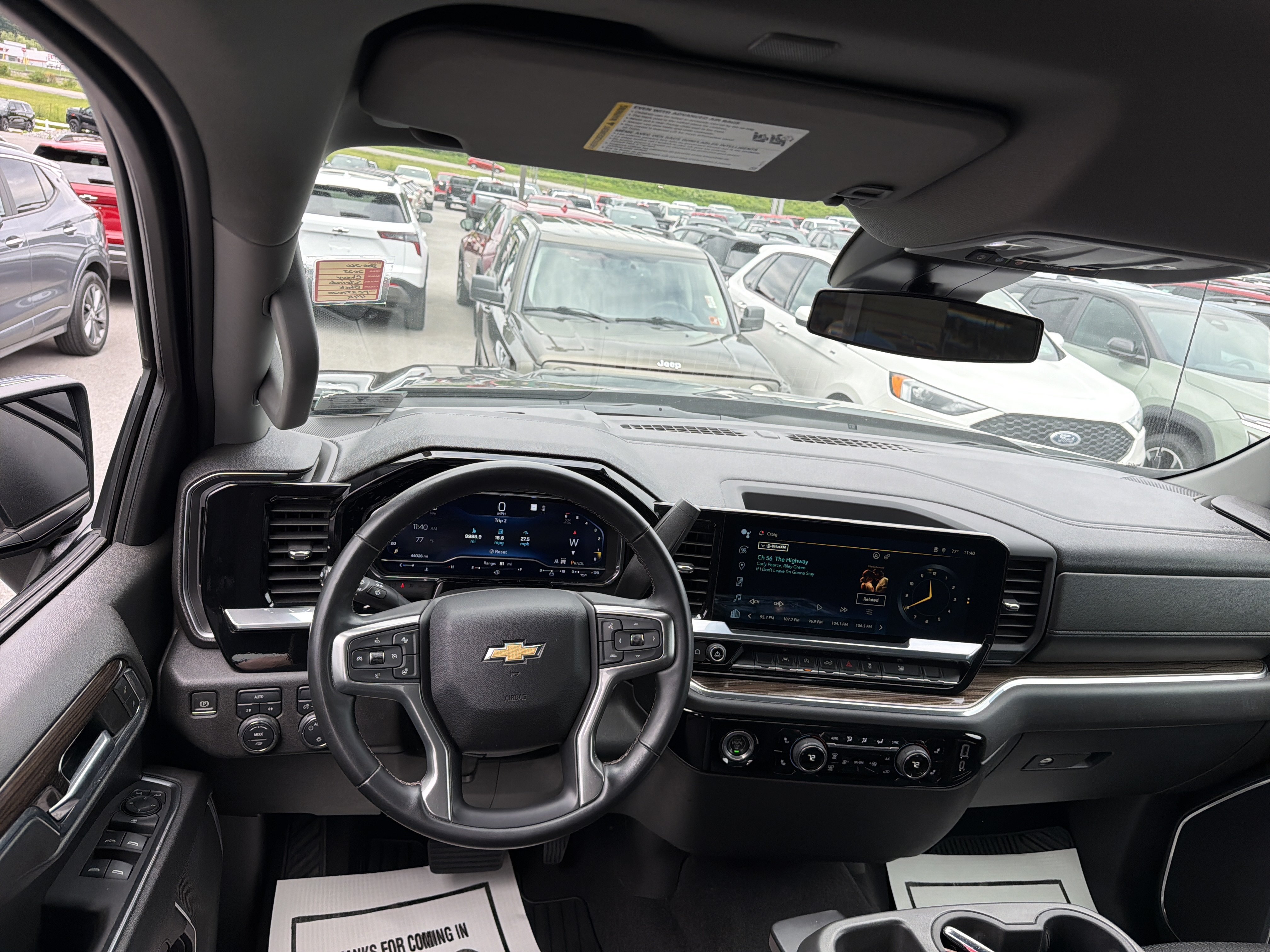 Used 2023 Chevrolet Silverado 1500 LT AWD/4WD image 16