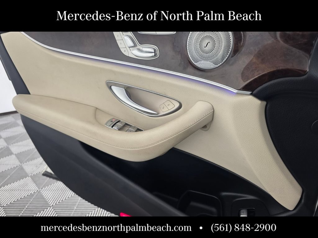 Used 2018 Mercedes-Benz E 400 4MATIC Sedan image 25