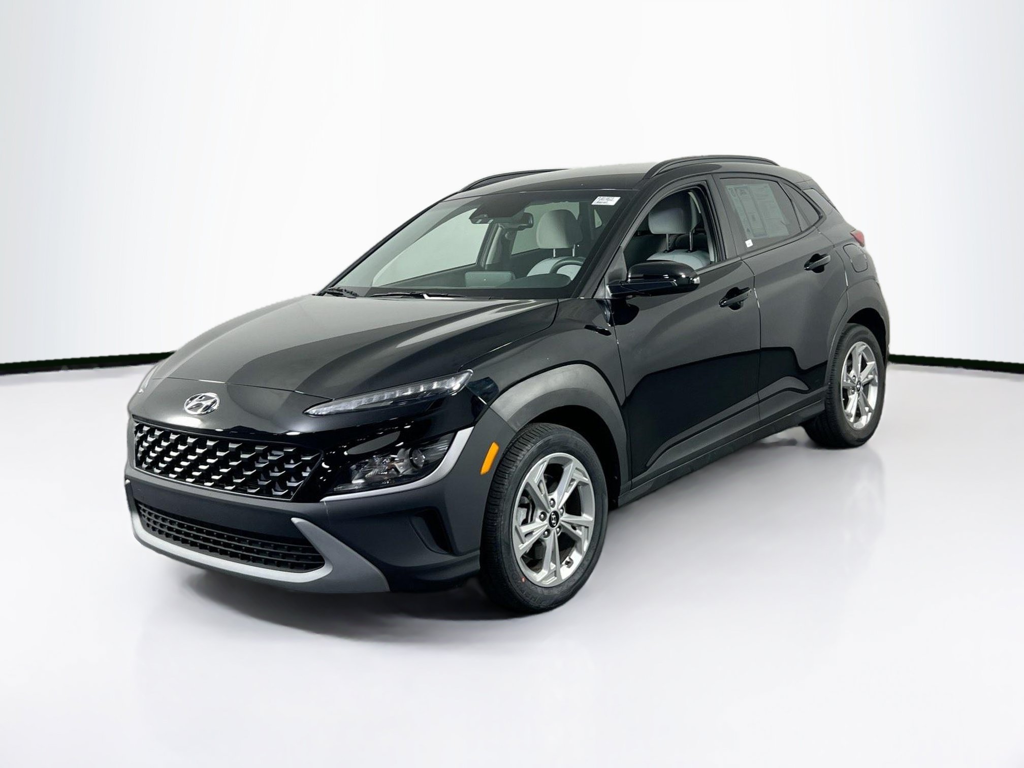 Used 2023 Hyundai Kona SEL w/ Cargo Package AWD/4WD image 1