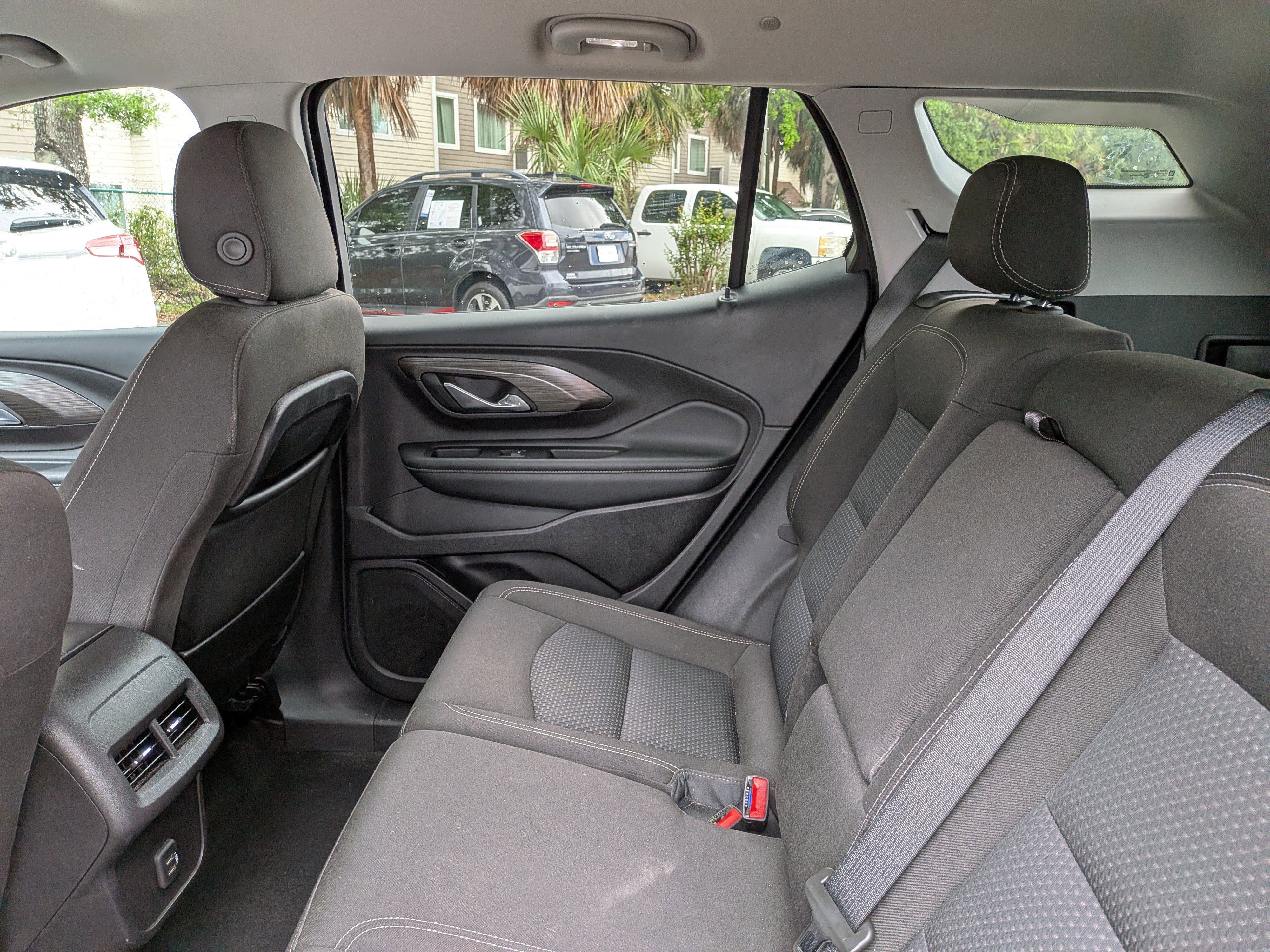 Used 2024 GMC Terrain SLE FWD image 14