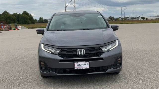 New 2026 Honda Odyssey Touring image 3