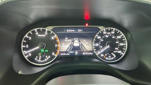 Used 2025 Nissan Rogue SV image 16