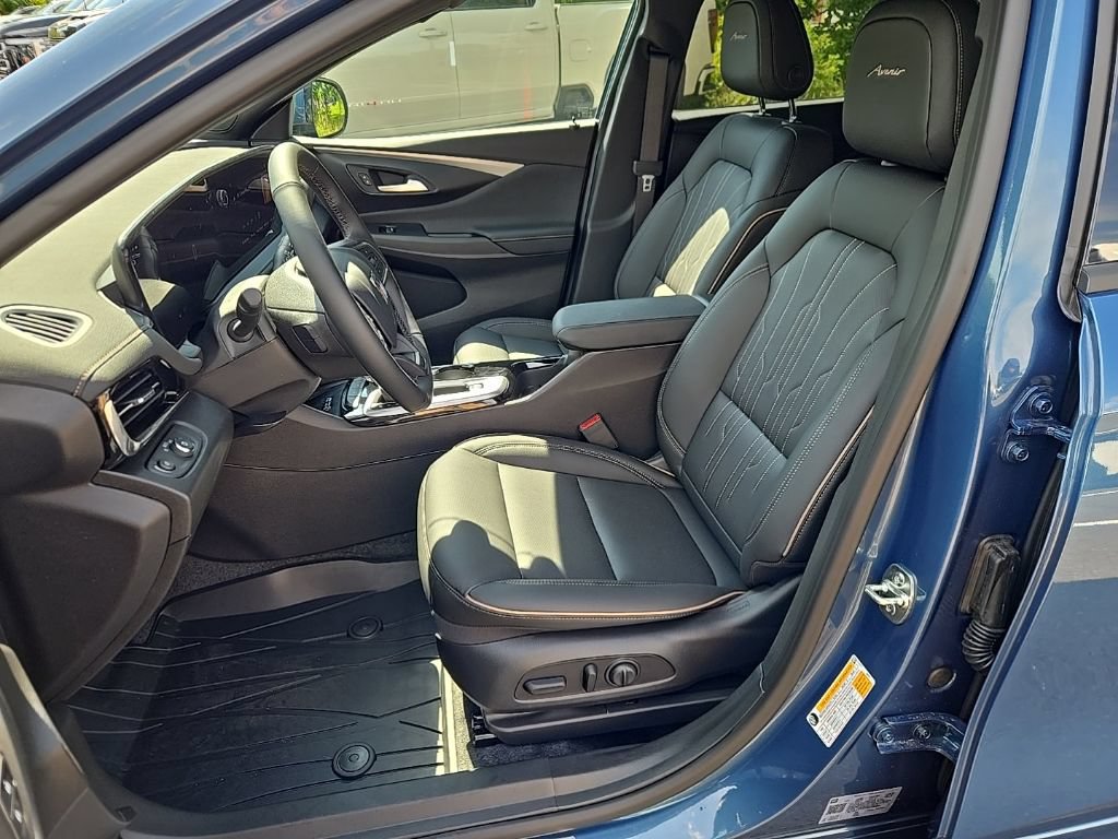 New 2026 Buick Envista Avenir FWD image 13