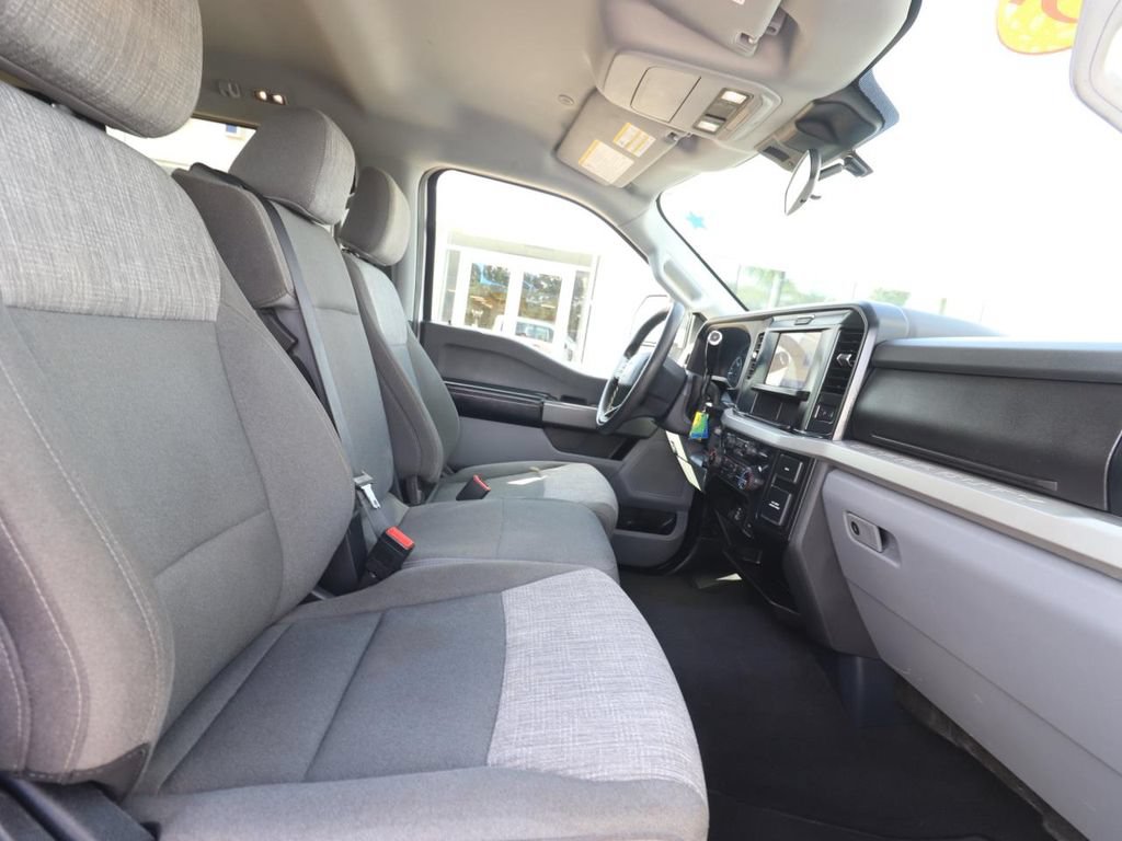 Used 2025 Ford F350 XLT AWD/4WD image 12