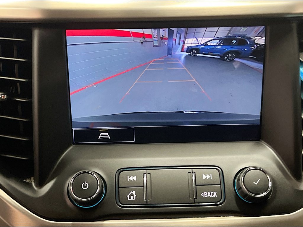 Used 2022 GMC Acadia Denali AWD/4WD image 14