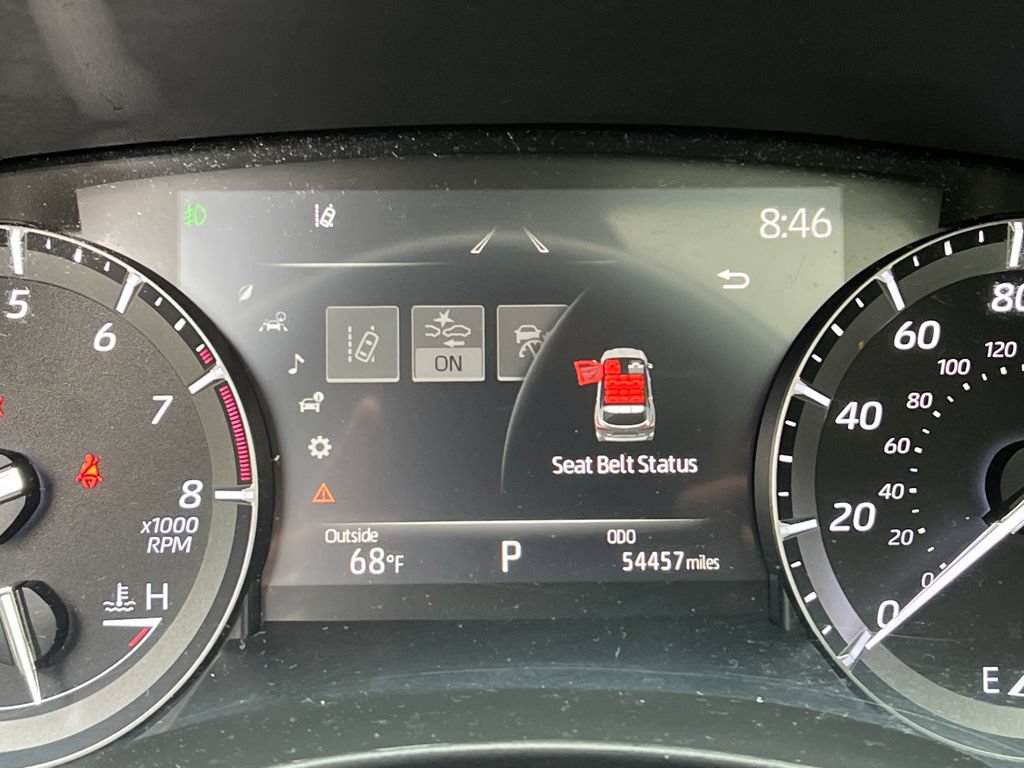 Used 2021 Toyota Highlander XLE AWD/4WD image 15