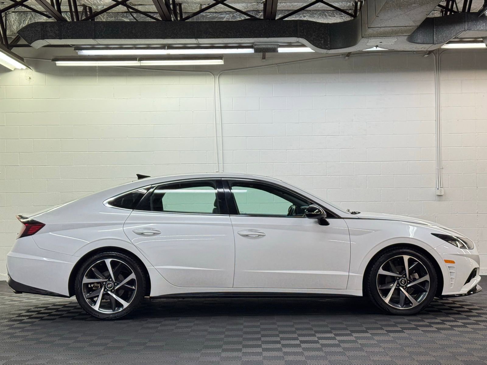 Used 2022 Hyundai Sonata SEL Plus image 3