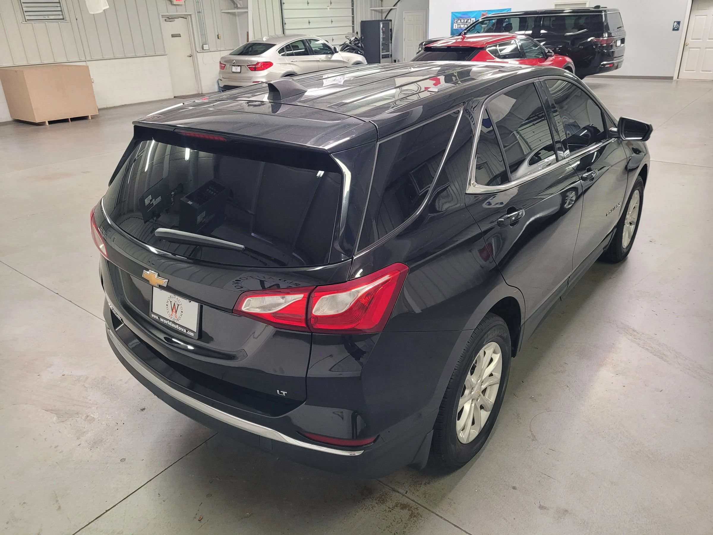 Used 2018 Chevrolet Equinox LT FWD image 7