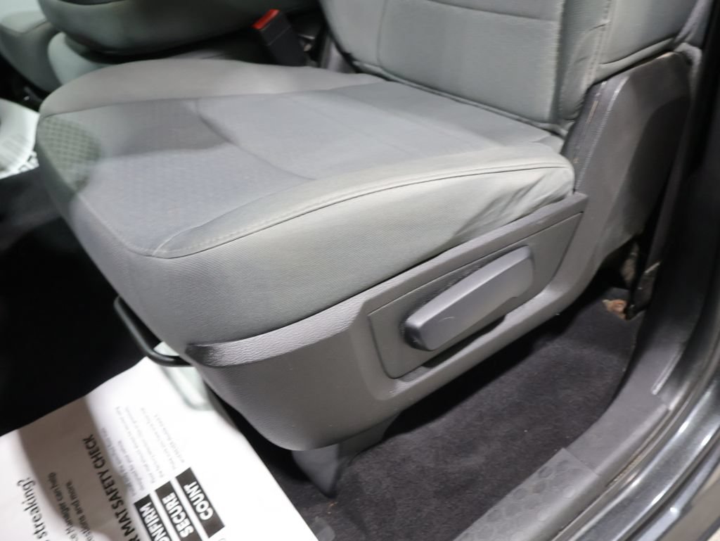 Used 2016 RAM 1500 Express w/ Black Ram 1500 Express Group AWD/4WD image 12