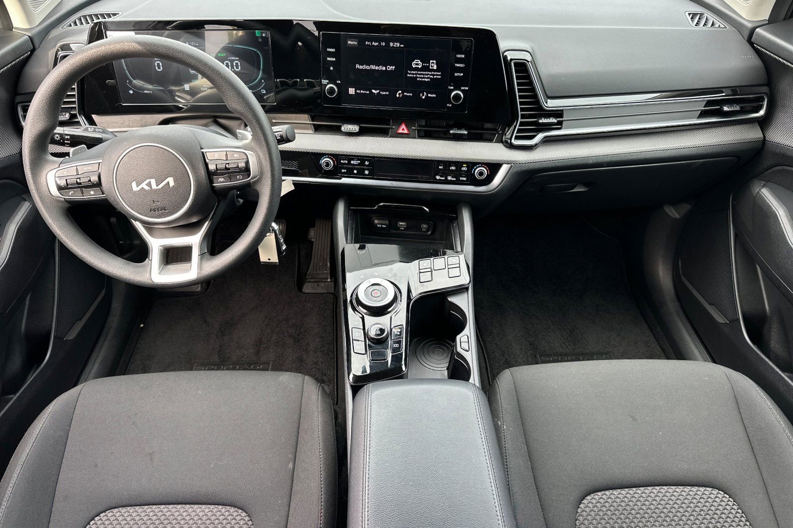 Certified 2025 Kia Sportage LX image 13