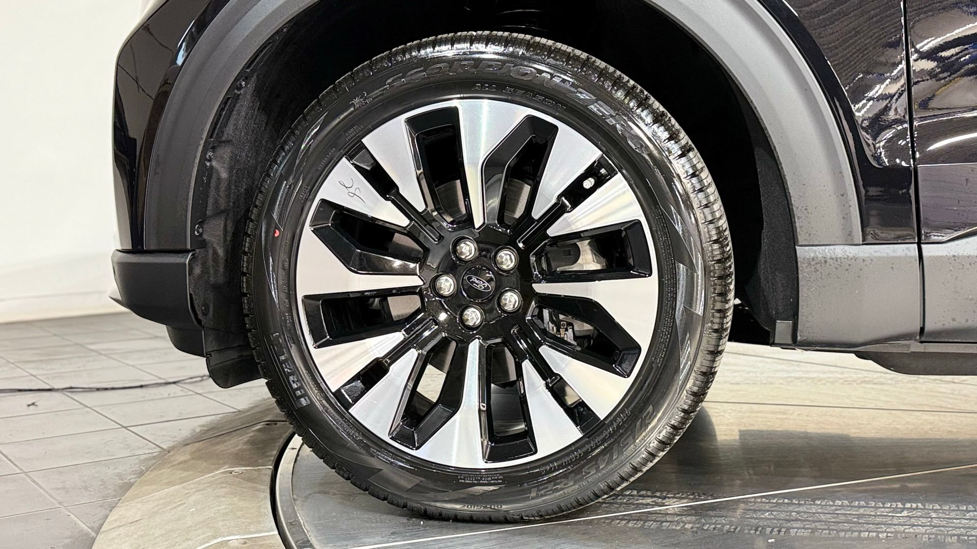 New 2026 Ford Explorer Platinum w/ LUX Leather Package AWD/4WD image 29