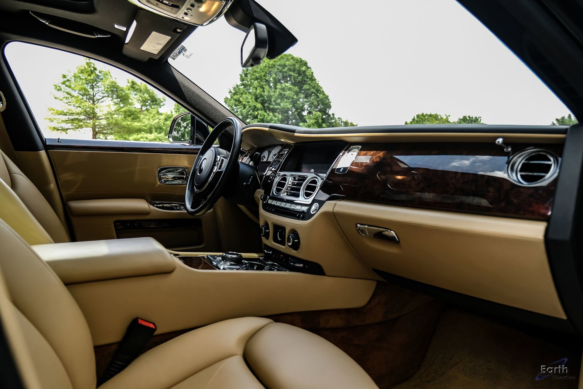 Used 2017 Rolls-Royce Ghost RWD image 50