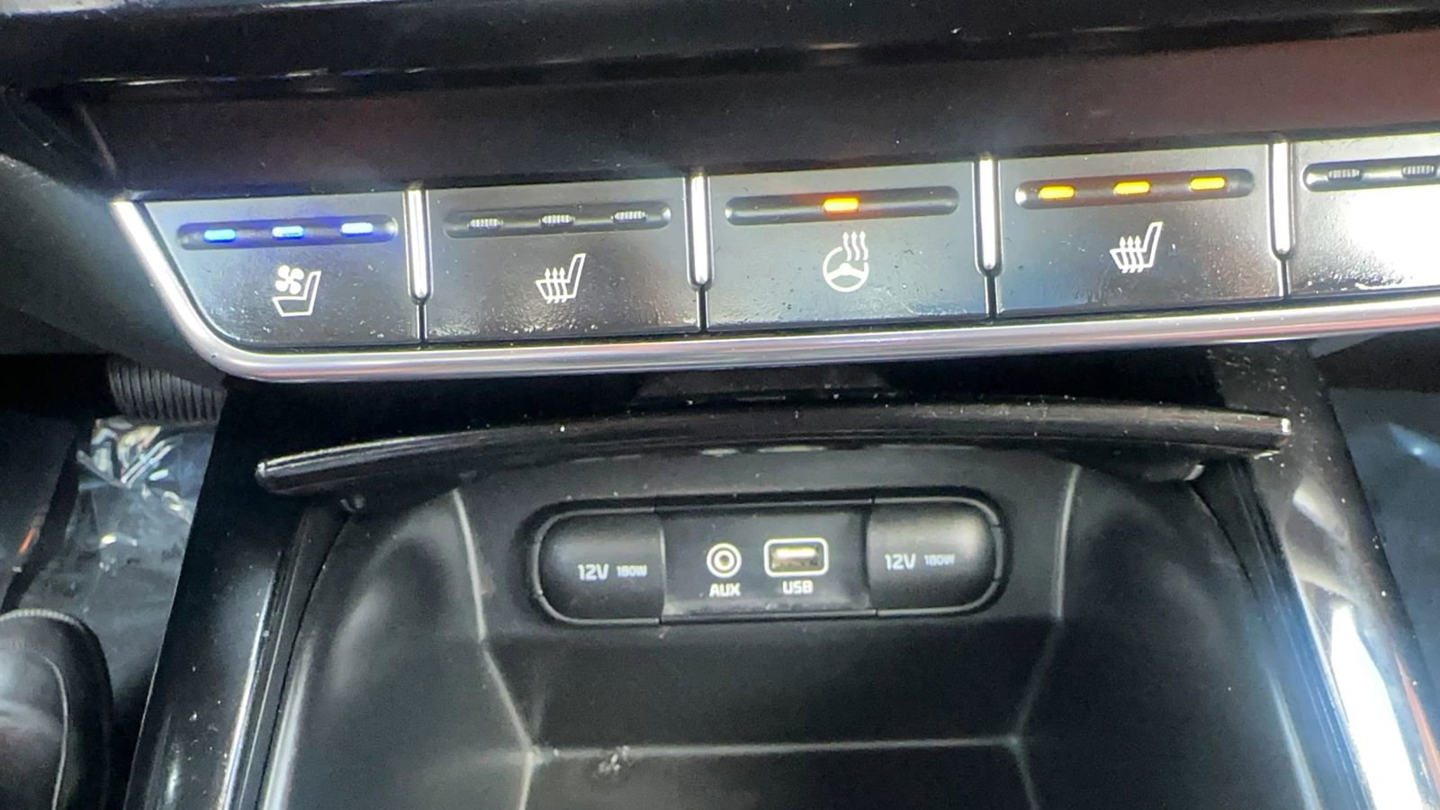 Used 2017 Kia Sorento SX FWD image 19