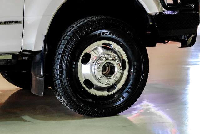 Used 2022 Ford F350 Platinum w/ FX4 Off-Road Package AWD/4WD image 50