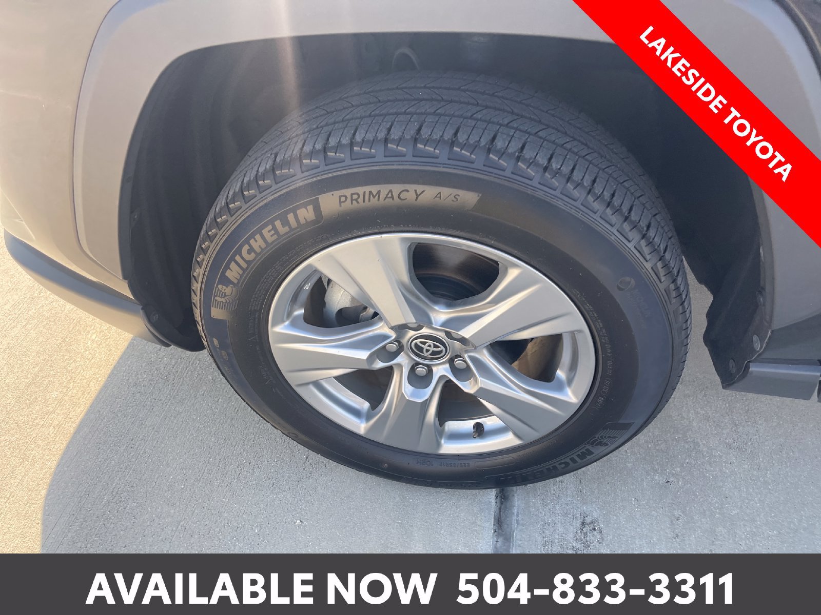 Used 2024 Toyota RAV4 XLE FWD image 13