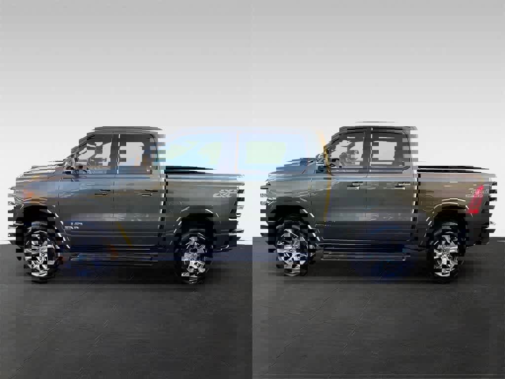 Used 2021 RAM 1500 Laramie w/ Sport Appearance Package image 3