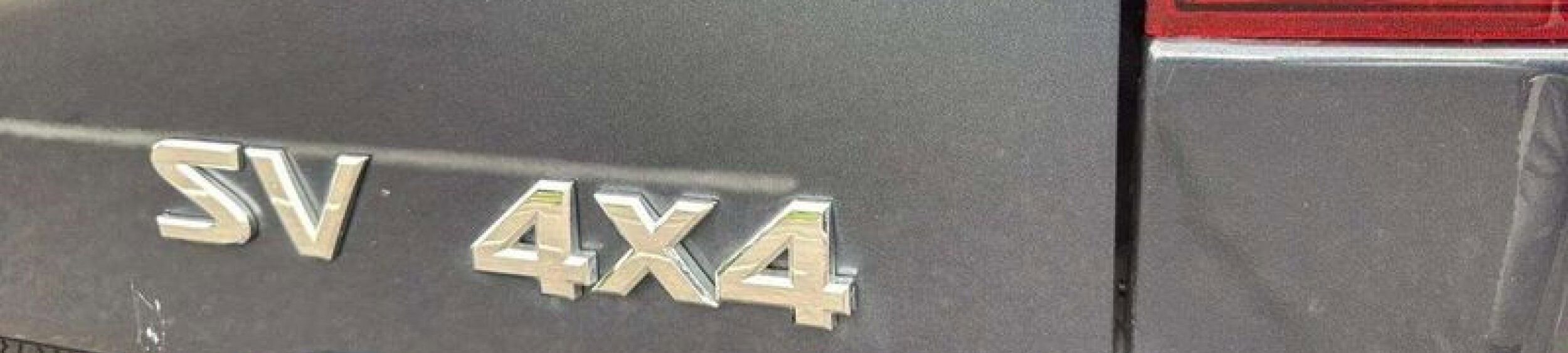 Used 2015 Nissan Titan SV w/ SV Value Truck Package image 14