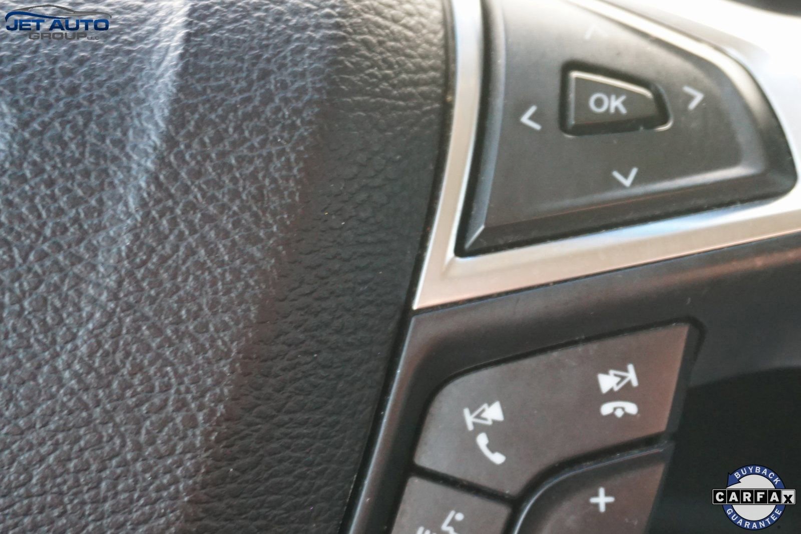 Used 2020 Ford Edge SEL image 41