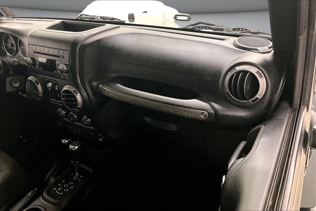 Used 2016 Jeep Wrangler Unlimited Sport w/ Quick Order Package 24S AWD/4WD image 23