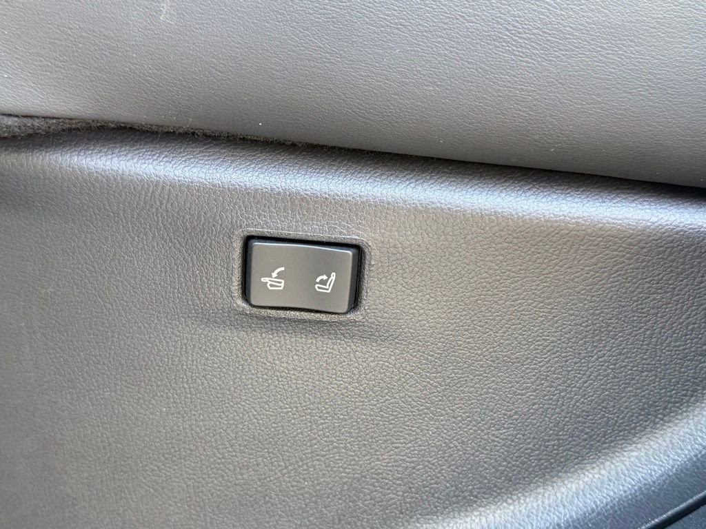 Used 2024 Lexus RX 350 AWD image 32