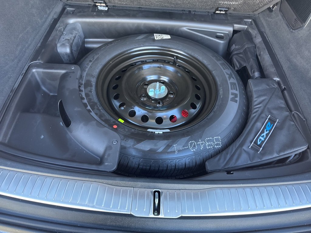 Used 2023 Jeep Grand Cherokee Overland image 15