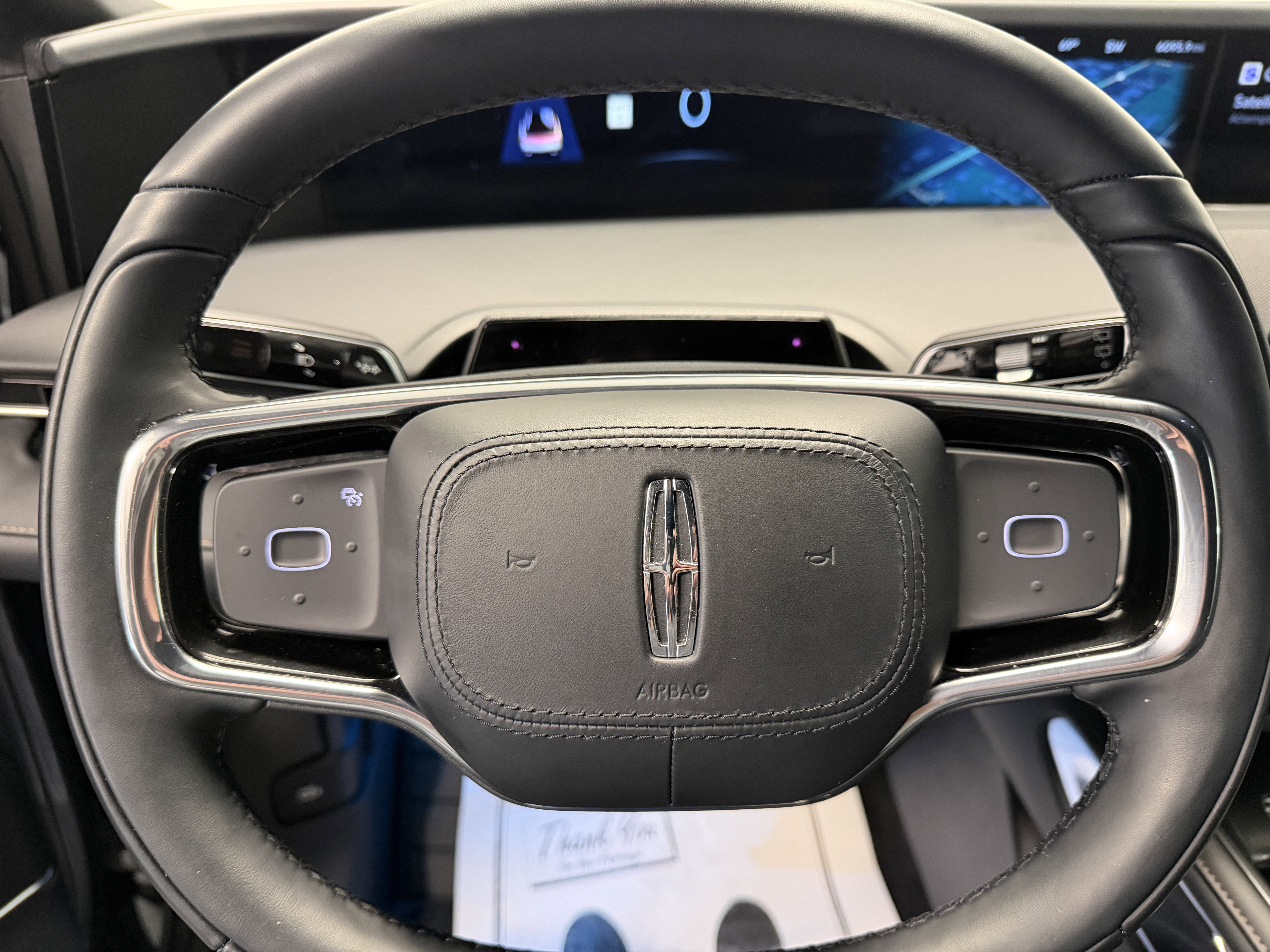 Used 2025 Lincoln Nautilus Premier w/ Equipment Group 102A image 16