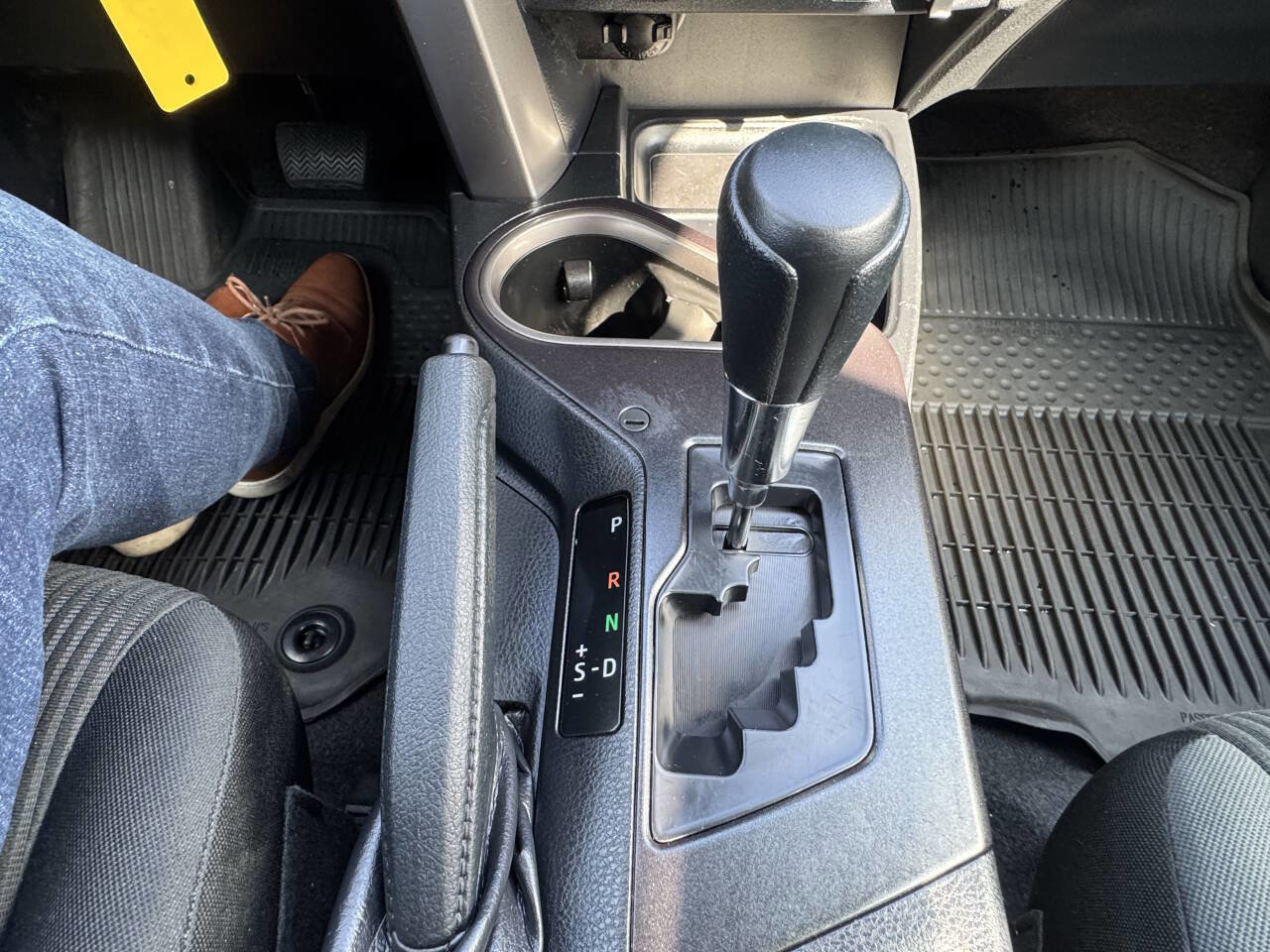 Used 2018 Toyota RAV4 LE image 50