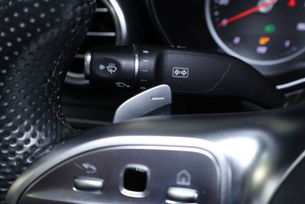Used 2020 Mercedes-Benz C 300 4MATIC Sedan image 23